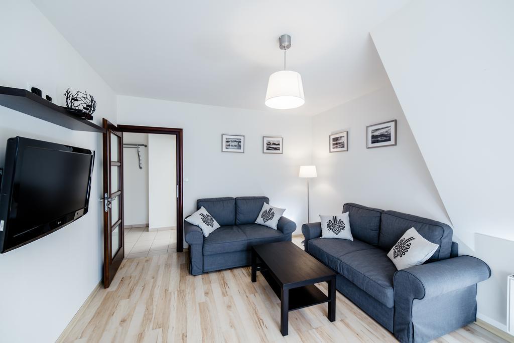 Apartamenty Niezapominajka โปโรนิน ภายนอก รูปภาพ