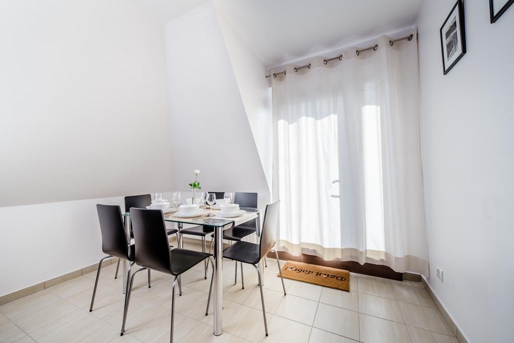 Apartamenty Niezapominajka โปโรนิน ภายนอก รูปภาพ